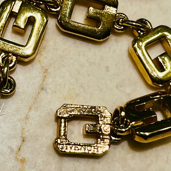 SET Givenchy gold tone G logo necklace & bracelet matching SET, stamped - EUC - Picture 9 of 11